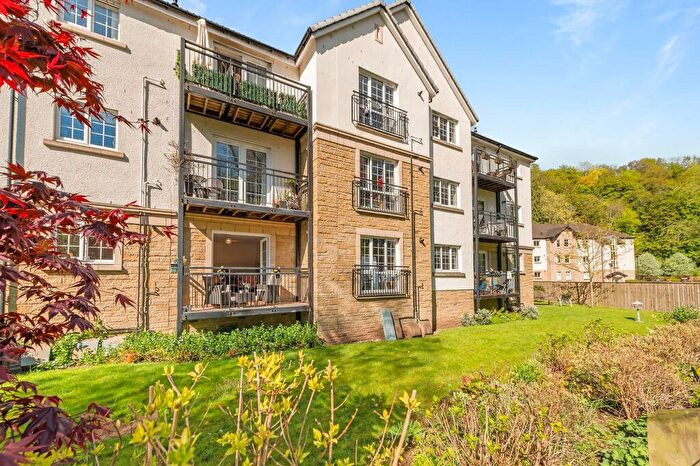 2 Bedroom Flat For Sale In Allan Walk, Bridge Of Allan, FK9