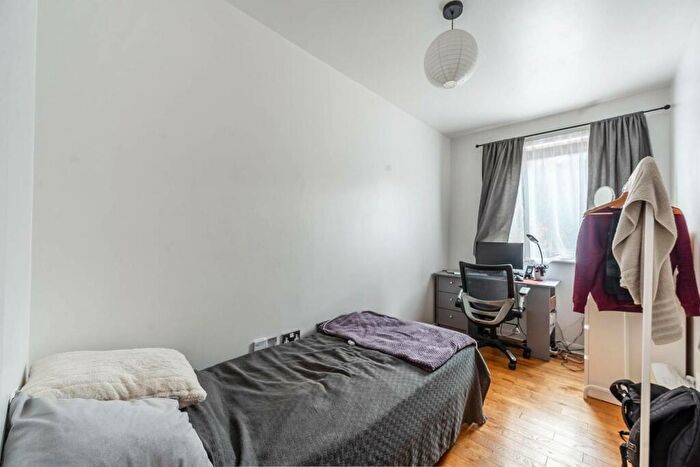 2 Bedroom Flat To Rent In Peterborough Road, Harrow, HA1