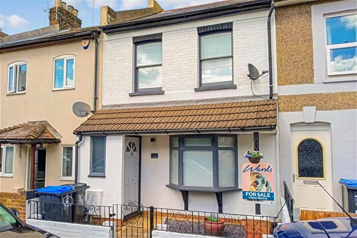3 Bedroom Terraced House For Sale In Hillbrow Road, Ramsgate, Kent, CT11