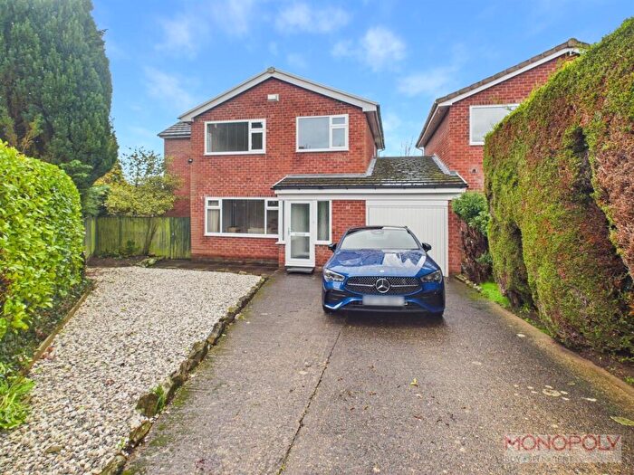 4 Bedroom Link Detached House For Sale In Chanticleer Close, Wrexham, LL13