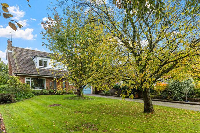 3 Bedroom Detached House For Sale In South Acre, South Harting, GU31