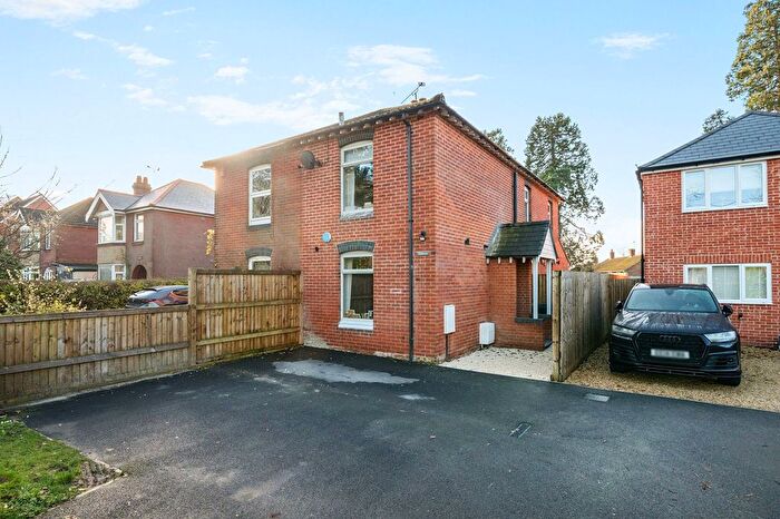 2 Bedroom Semi Detached House For Sale In Moorhill Road, West End, Southampton, SO30