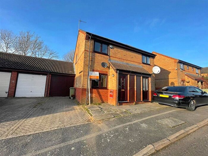2 Bedroom Semi-Detached House To Rent In Fryday Street, Leadenhall, Milton Keynes, MK6