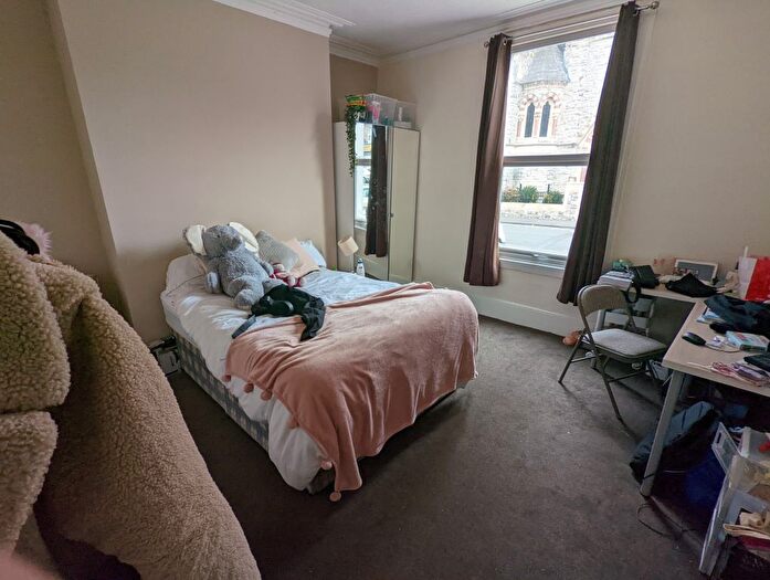 6 Bedroom Terraced House To Rent In Reading, RG1