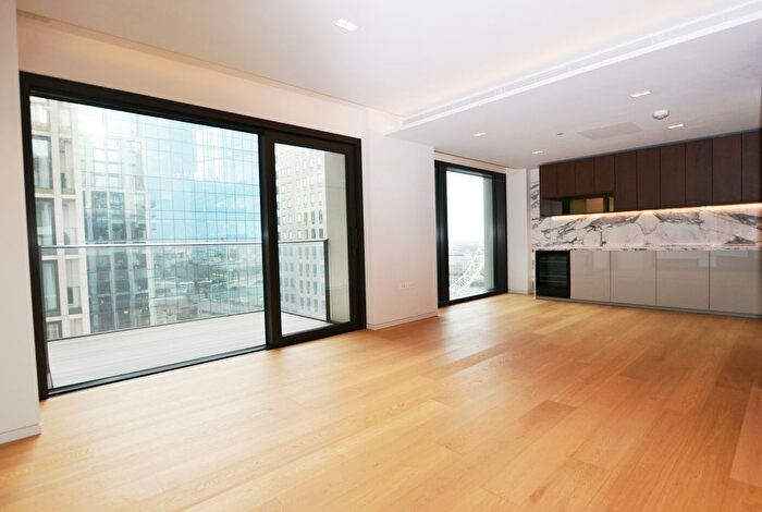 2 Bedroom Flat To Rent In Casson Square, London, SE1