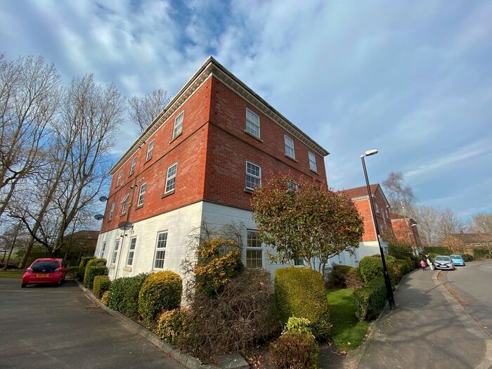 2 Bedroom Flat To Rent In Aveling Drive, Banks, Southport, PR9