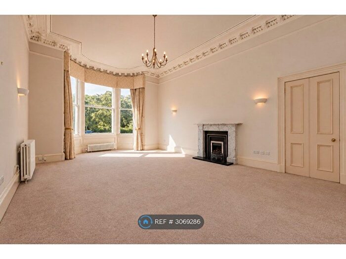 1 Bedroom Flat To Rent In Rosebery Crescent, Edinburgh, EH12