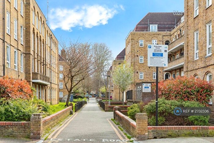1 Bedroom Flat To Rent In Beechey House, London, E1W