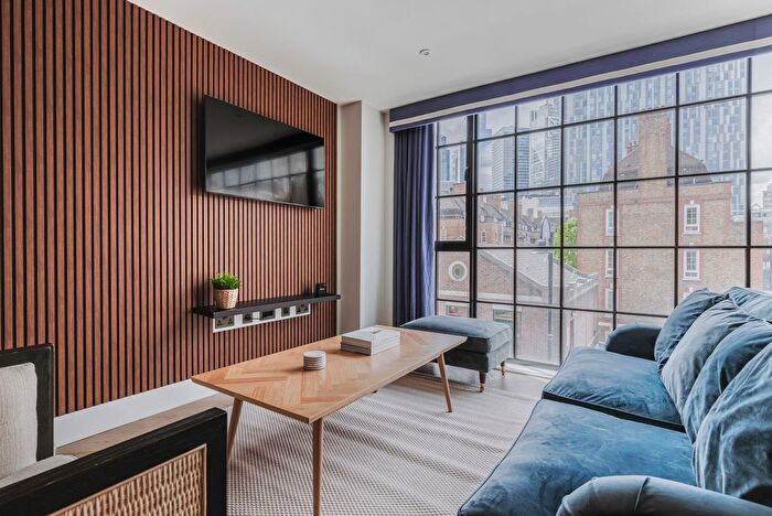 2 Bedroom Flat To Rent In Whitechapel/Brick Lane, London, E1