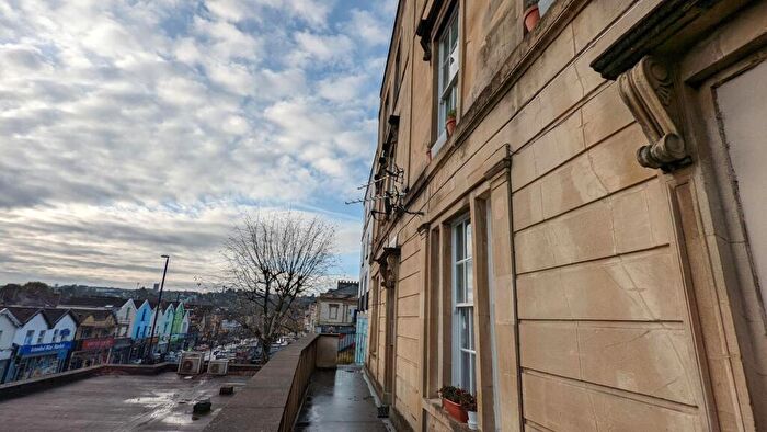 Flat To Rent In Elton Mansions, Bishopston, Bristol, BS7