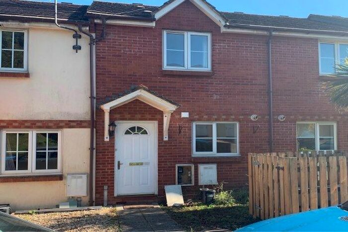 2 Bedroom Property To Rent In St. Kitts Close, Torquay, TQ2