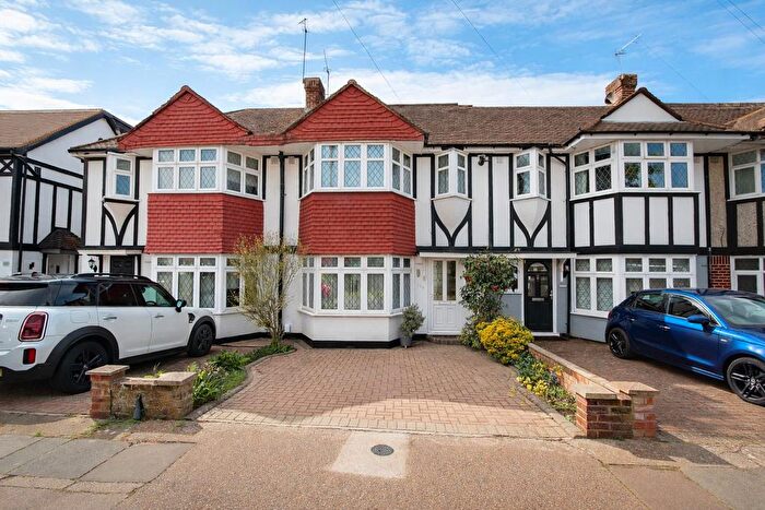 3 Bedroom Terraced House For Sale In Seymour Avenue, Morden, SM4