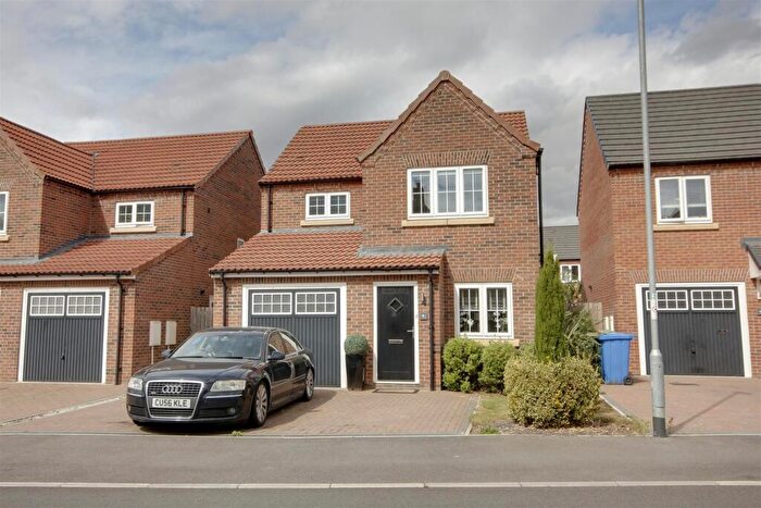 3 Bedroom Detached House For Sale In Geldart Avenue, South Cave, HU15