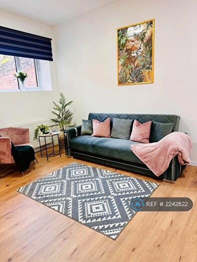 2 Bedroom Flat To Rent In High Street, Mexborough, S64