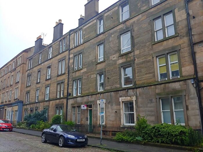 1 Bedroom Flat To Rent In Downfield Place, Edinburgh, EH11