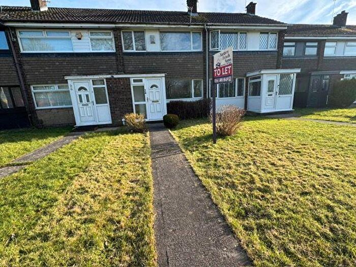 3 Bedroom Semi Detached House To Rent In Tramore Walk, Peel Hall, Manchester, M22