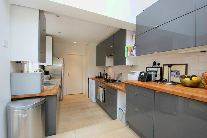 2 Bedroom Semi-Detached House To Rent In Shakespeare Road, Poet's Corner, London, W3