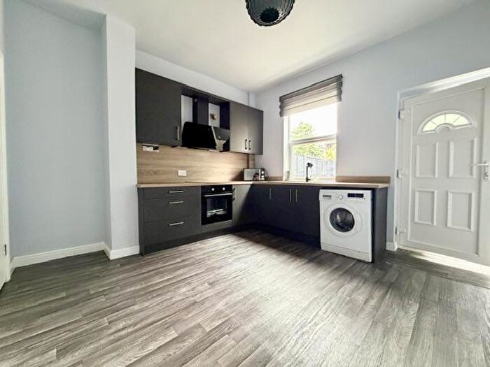 3 Bedroom House To Rent In Shoreham Street, Sheffield, S2