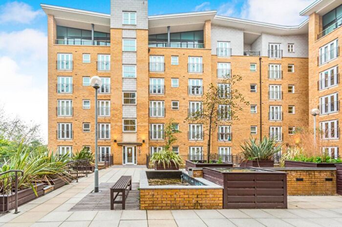 2 Bedroom Apartment To Rent In Fusion, Middlewood Street, Salford, M5