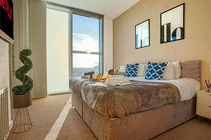 1 Bedroom Serviced Apartments To Rent In Witan Gate, Milton Keynes, Buckinghamshire, MK9