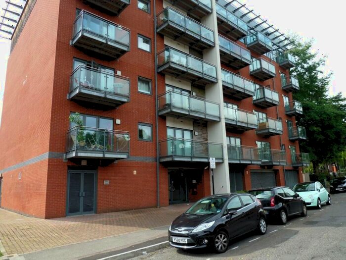 1 Bedroom Apartment To Rent In Porter Brook, Pomona Street, - Includes Parking And Gas Heating / Hot Water!, S11