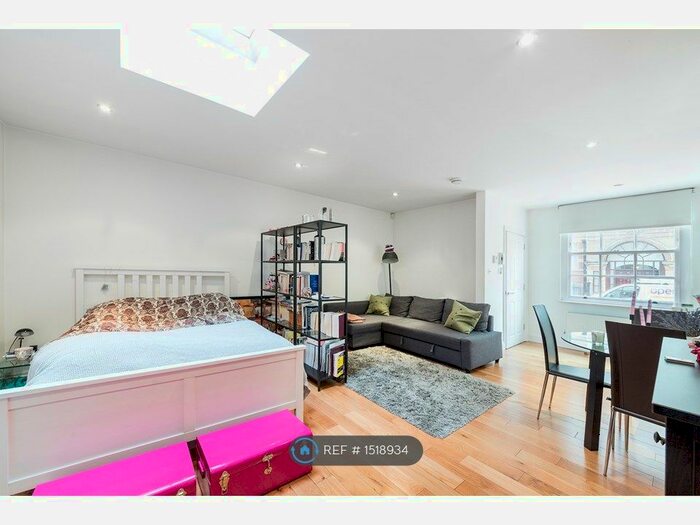 Studio To Rent In Dorset Square, London, NW1