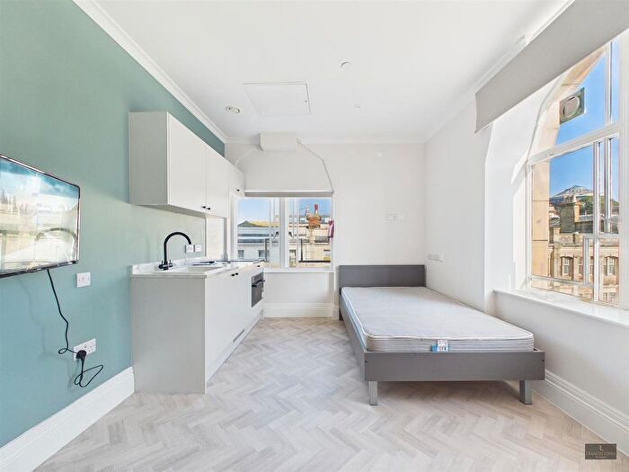 1 Bedroom Flat To Rent In Brights House, Bournemouth, BH1