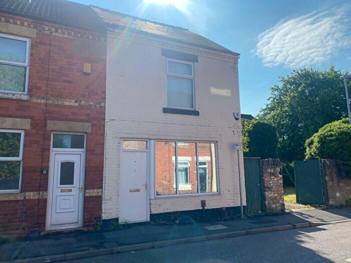 3 Bedroom House To Rent In Portland Street, Worksop, S80