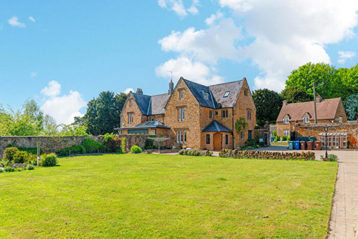 7 Bedroom Country House For Sale In Main Street Mollington Banbury, Oxfordshire, OX17