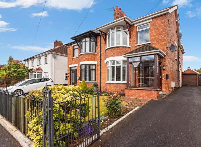 4 Bedroom Semi-Detached House For Sale In Marina Park, Belfast, BT5
