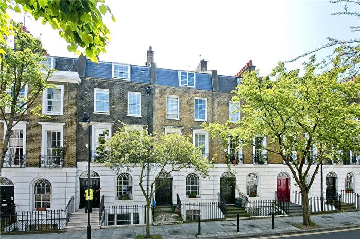 2 Bedroom Apartment For Sale In Barnsbury Street, Canonbury, London, N1