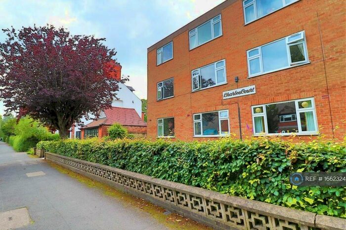 2 Bedroom Flat To Rent In Charles Court, Leicester, LE2