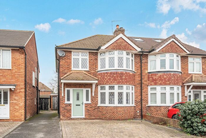 3 Bedroom Semi Detached House For Sale In Gaston Way, Shepperton, TW17