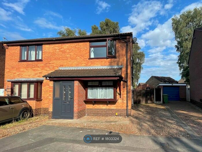 2 Bedroom Semi-Detached House To Rent In Kelstern Close, Lincoln, LN6