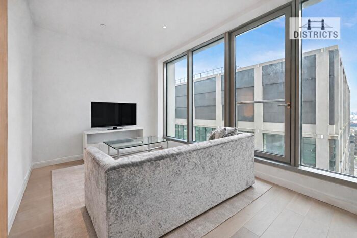 1 Bedroom Apartment For Sale In Park Drive, Canary Wharf, E14