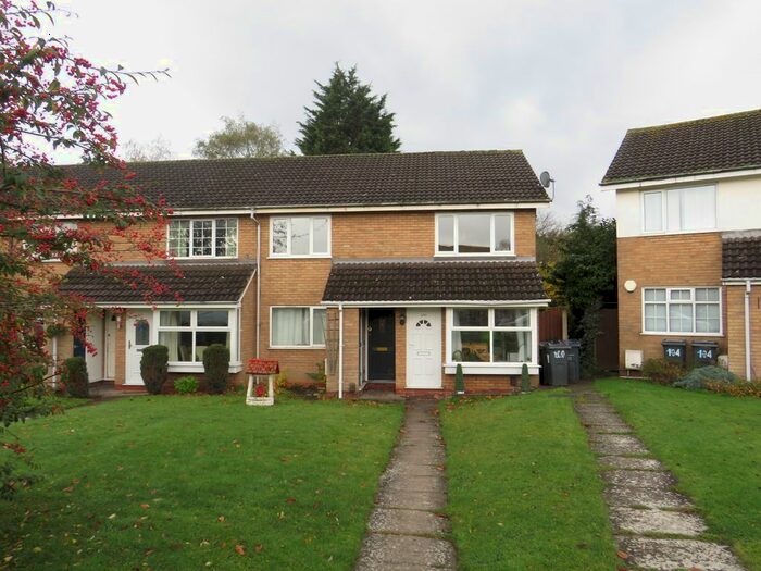 2 Bedroom Flat To Rent In Cheswood Drive, Walmley, Sutton Coldfield B76