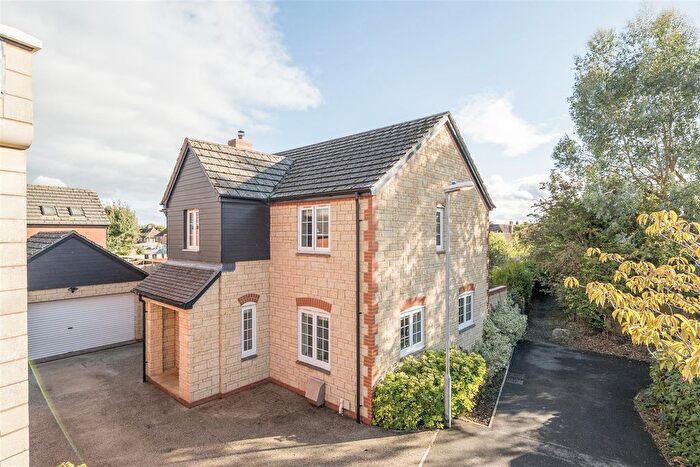 4 Bedroom Detached House For Sale In St. Michaels Gardens, South Petherton, TA13