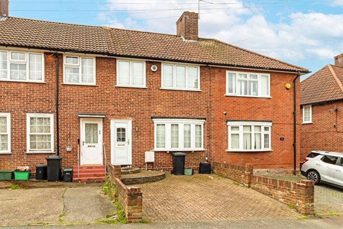 3 Bedroom House To Rent In Framlingham Crescent, Mottingham, SE9