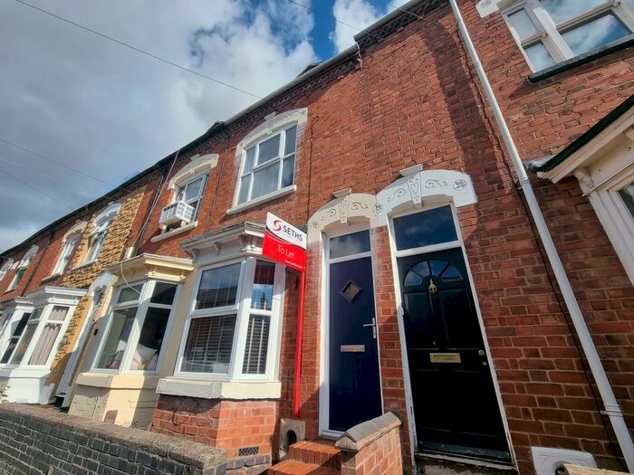 3 Bedroom Terraced House To Rent In Park Avenue, Aylestone, Leicester, LE2