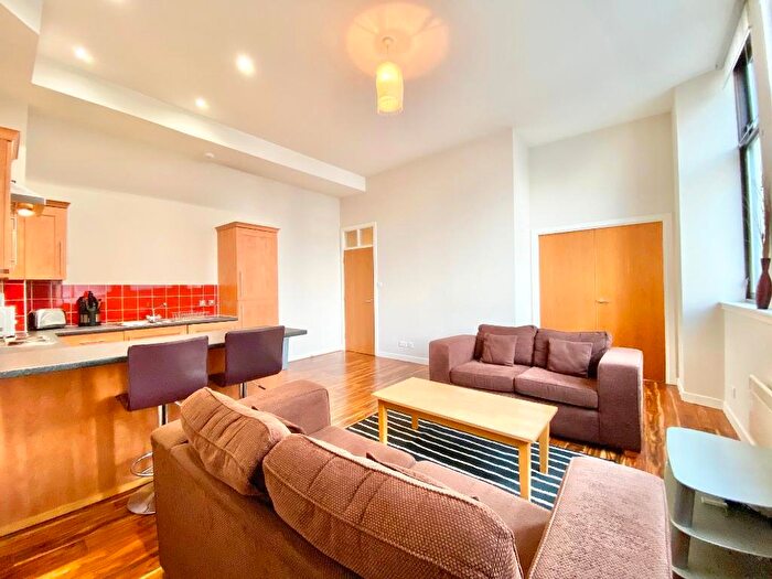 1 Bedroom Flat To Rent In Renfield Street, City Centre, Glasgow, G2