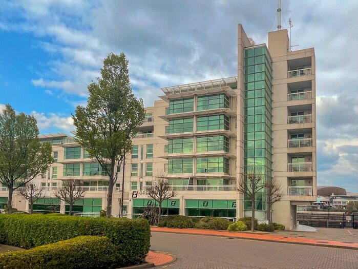 1 Bedroom Flat To Rent In Havannah Street, Cardiff, CF10