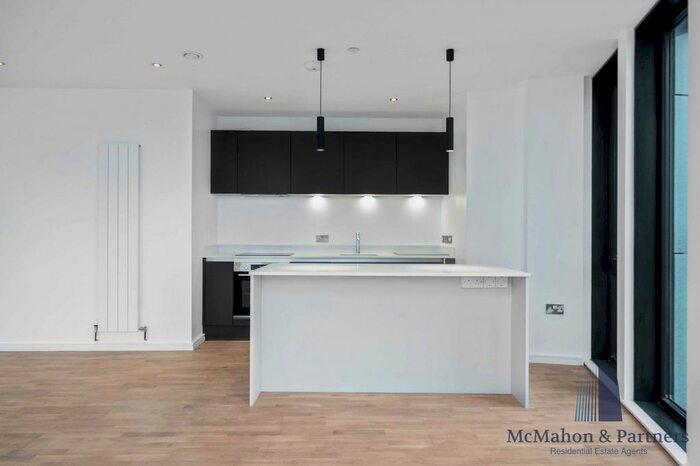 2 Bedroom Flat To Rent In Newington Causeway, Elephant And Castle, London SE1