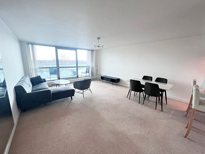 2 Bedroom Flat To Rent In Waterside Way, Nottingham, NG2