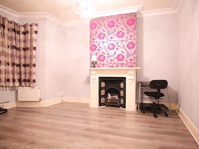 3 Bedroom Terraced House To Rent In Durants Road, Enfield, EN3