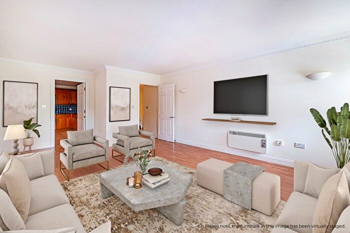 1 Bedroom Flat For Sale In Clapham Park Road, London, SW4