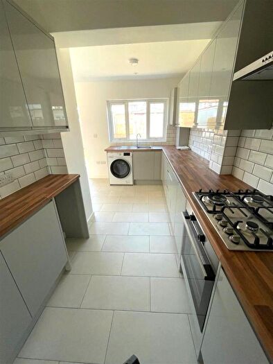 3 Bedroom Semi Detached House To Rent In Collier Drive, Edgware, HA8