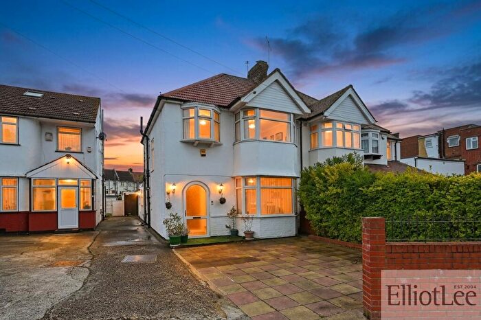 3 Bedroom Semi Detached House For Sale In Portland Crescent, Stanmore, HA7
