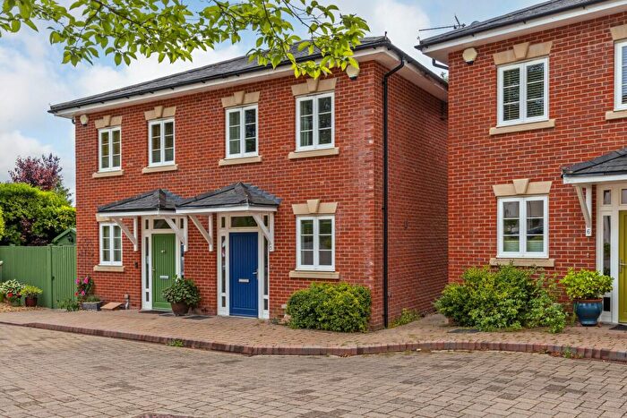 2 Bedroom Semi-Detached House For Sale In Mornington Drive, Winchester, SO22