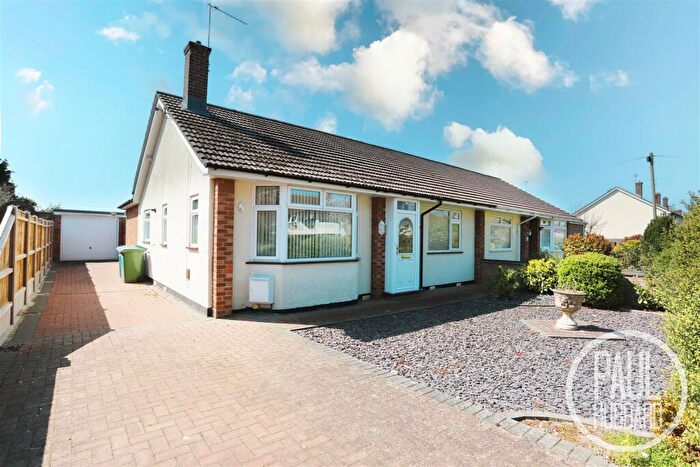 2 Bedroom Semi-Detached Bungalow For Sale In The Drive, Oulton Broad, NR32