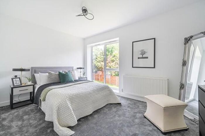 2 Bedroom Semi Detached House For Sale In Champagne Walk, Finchley, London, N3
